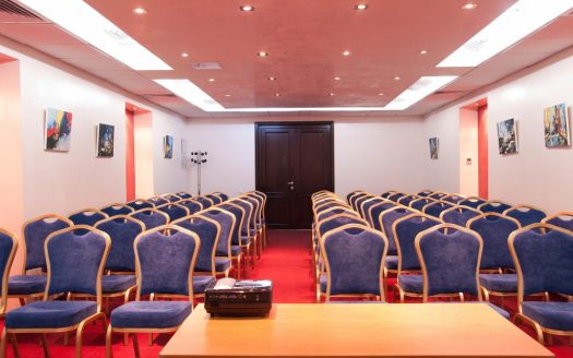 Hotel cu restaurant in Botosani, Str. Cuza Voda