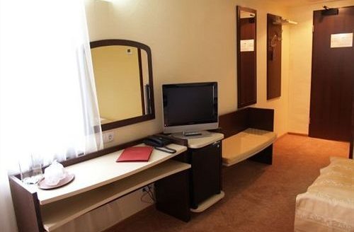 Hotel cu restaurant in Botosani, Str. Cuza Voda